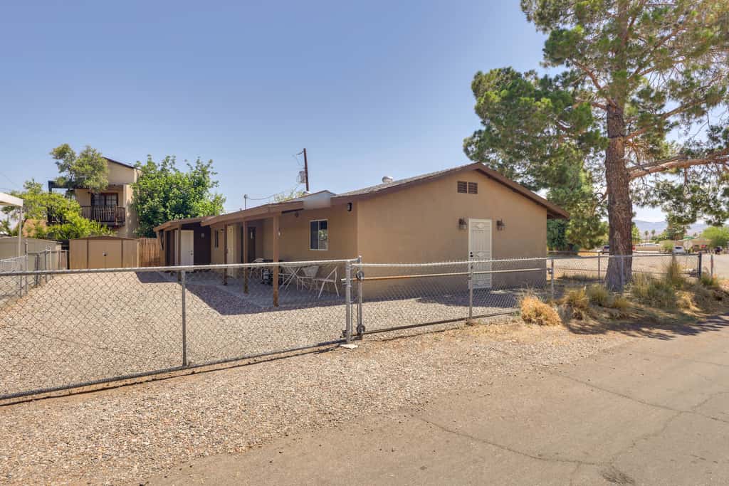 Dog-Friendly Bullhead City Home - Walk to River!