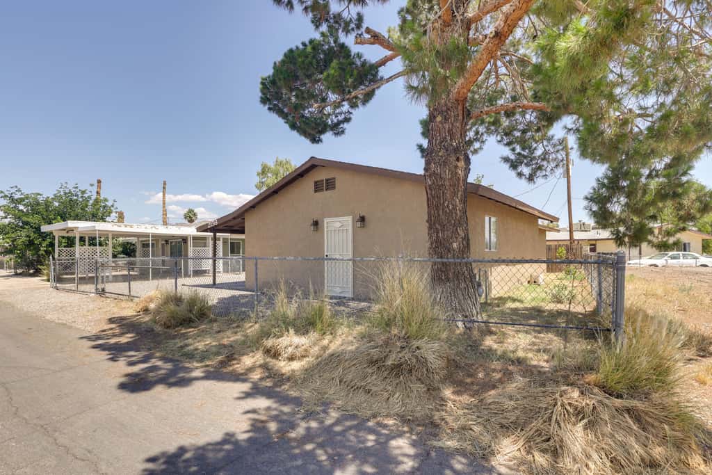 Dog-Friendly Bullhead City Home - Walk to River!