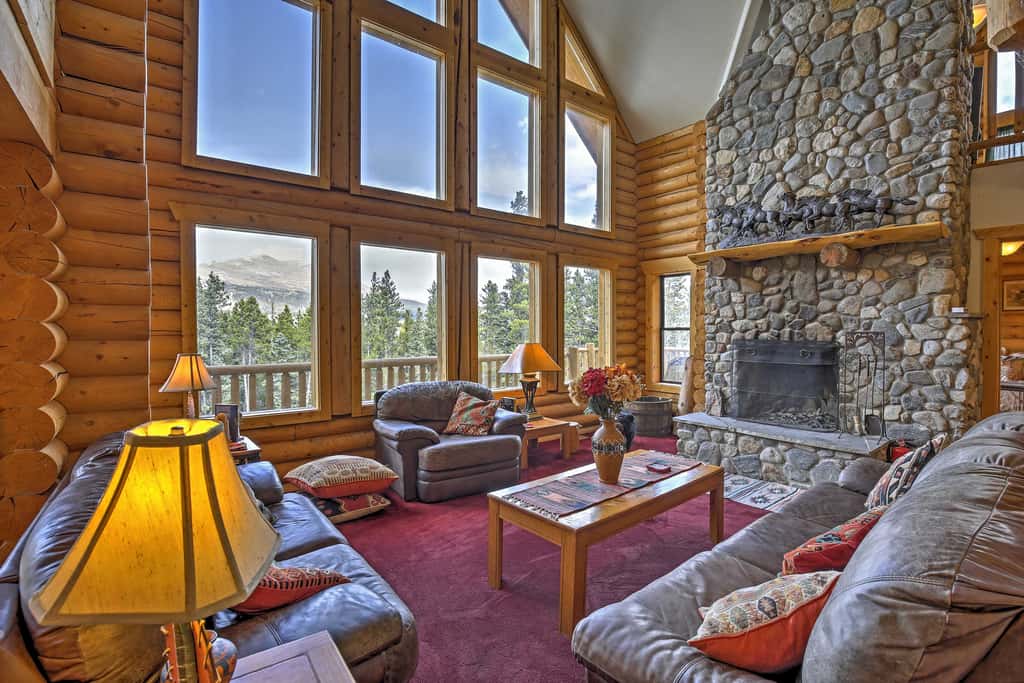 Expansive Alma Cabin w/ Hot Tub & Mountain Views!