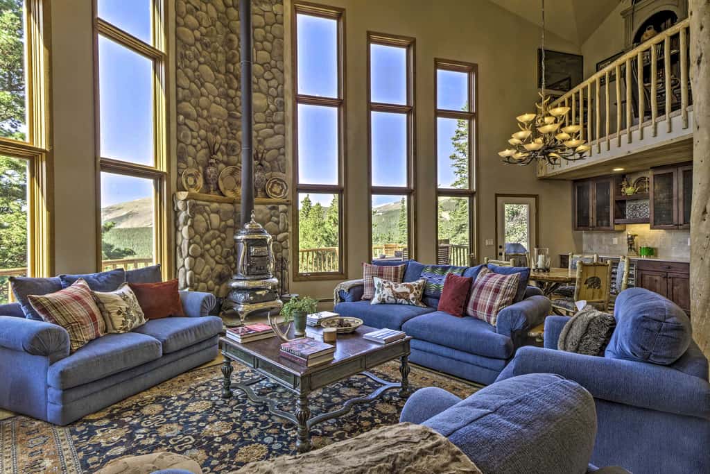 Spacious Fairplay Retreat w/ Hot Tub & Fire Pit!