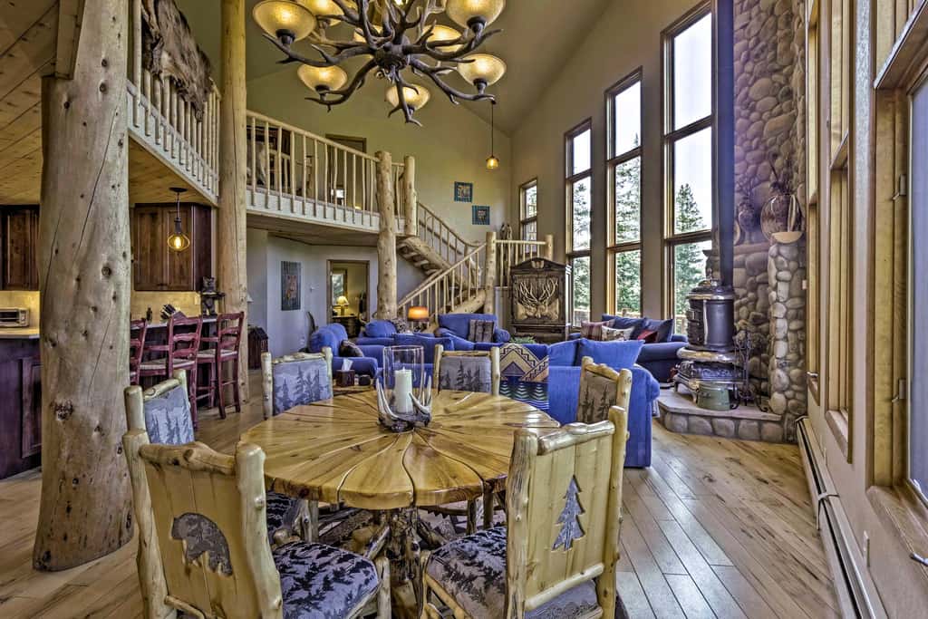 Spacious Fairplay Retreat w/ Hot Tub & Fire Pit!