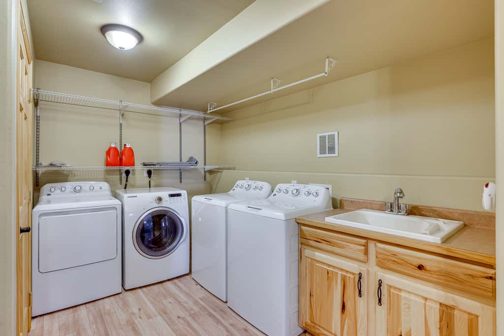 2023010592 Fairplay Home w/ Hot Tub & Fireplace!