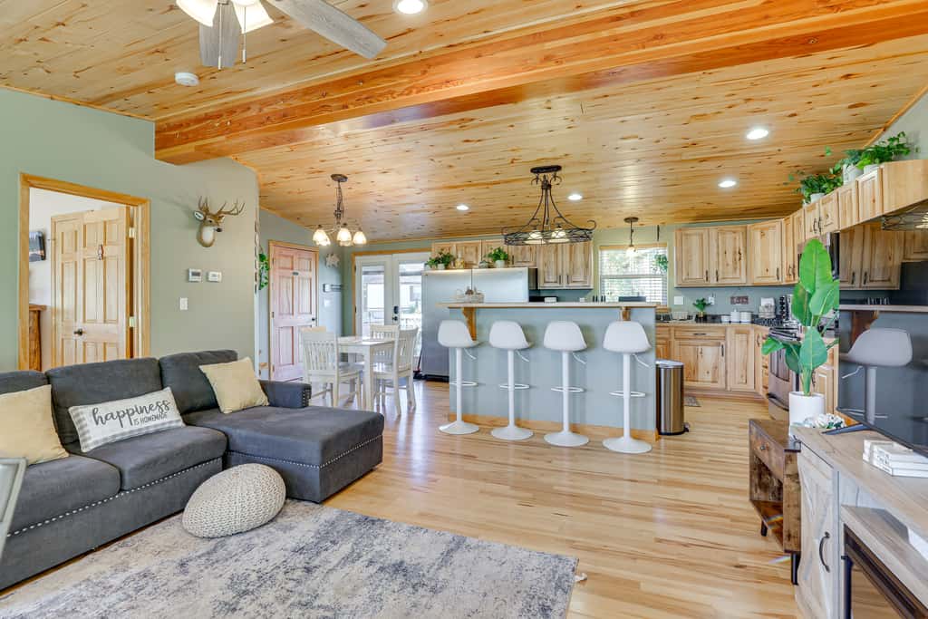 2023010592 Fairplay Home w/ Hot Tub & Fireplace!