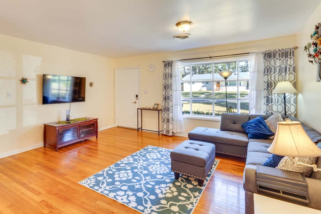 4 Mi to FSU! Family Gem w/ Deck in Tallahassee