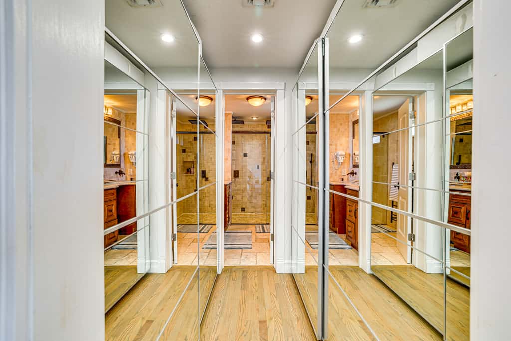 Near Yale & Winter Fun: New Haven Home w/ Hot Tub!