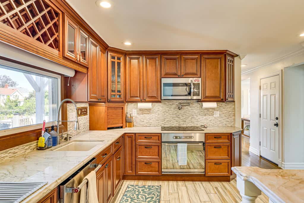 Near Yale & Winter Fun: New Haven Home w/ Hot Tub!