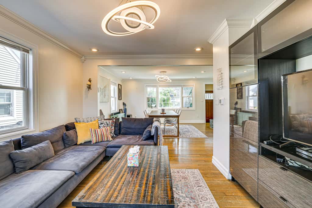 Near Yale & Winter Fun: New Haven Home w/ Hot Tub!