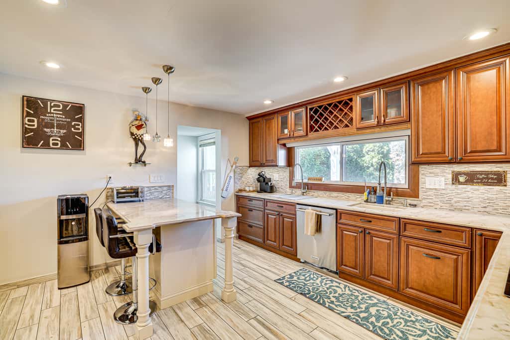 Near Yale & Winter Fun: New Haven Home w/ Hot Tub!
