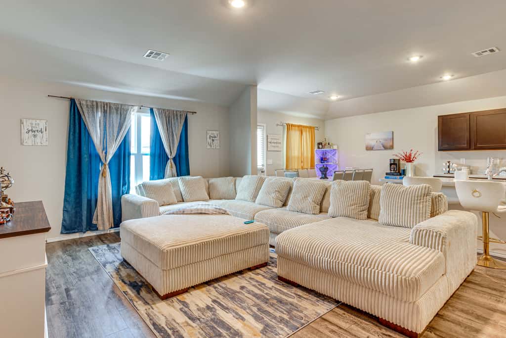Families w/ Pets Welcome! Home 22 Mi to Dtwn OKC