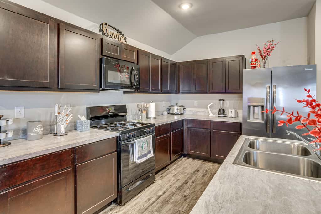 Families w/ Pets Welcome! Home 22 Mi to Dtwn OKC