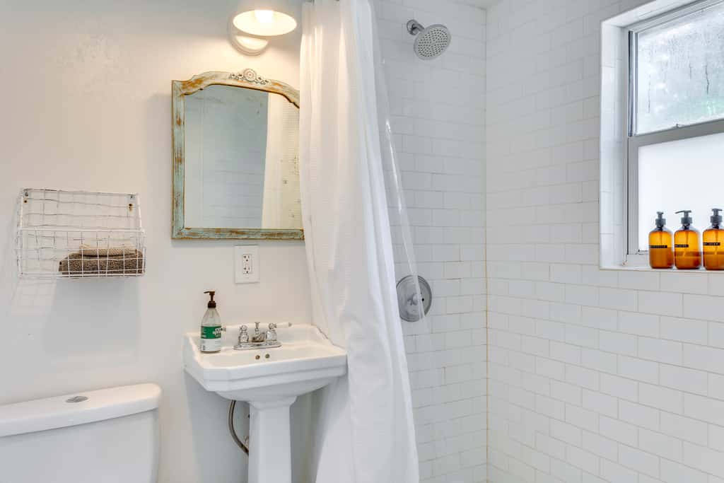 Cozy Studio in Heart of OKC Plaza District!