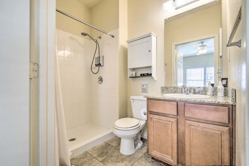 Walk to Lake + Pool Access! Family Gem in Afton