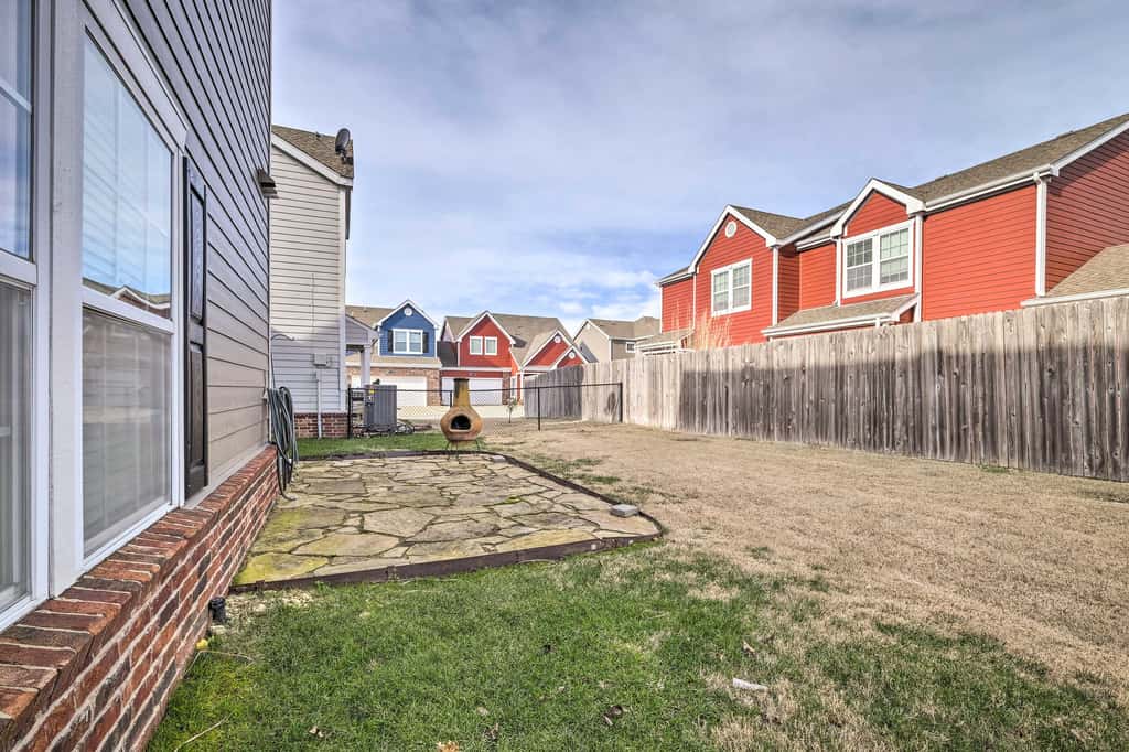 Walk to Lake + Pool Access! Family Gem in Afton