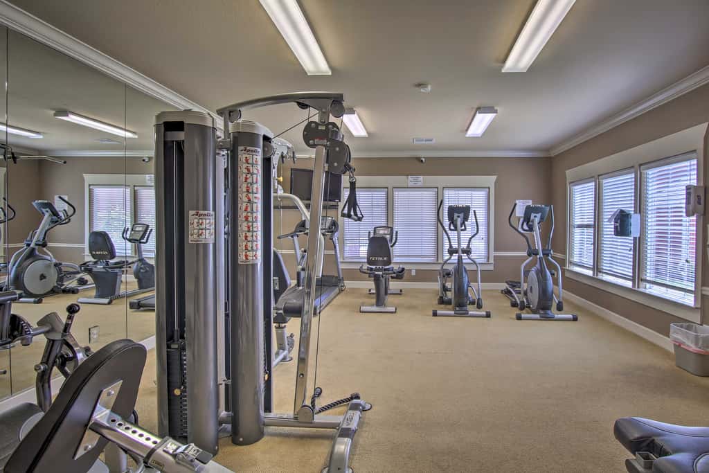 Walk to Lake + Pool Access! Family Gem in Afton