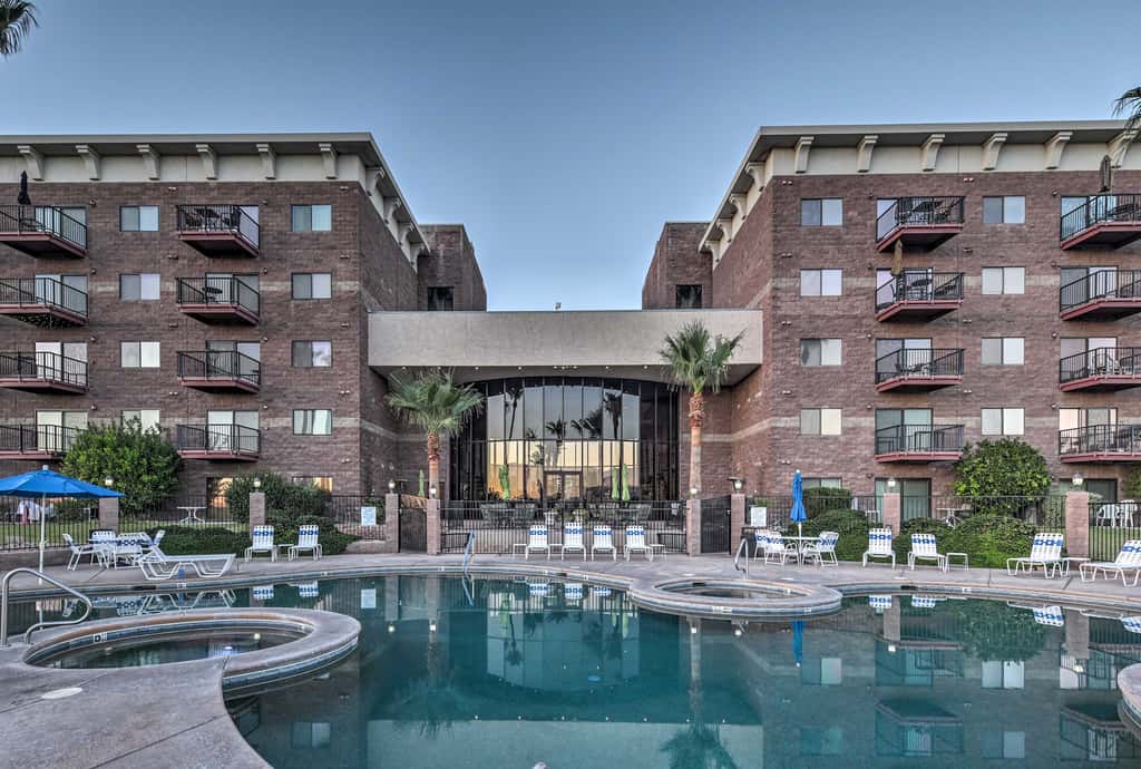 Lake Havasu Getaway w/ Golf Course & Lake Views!