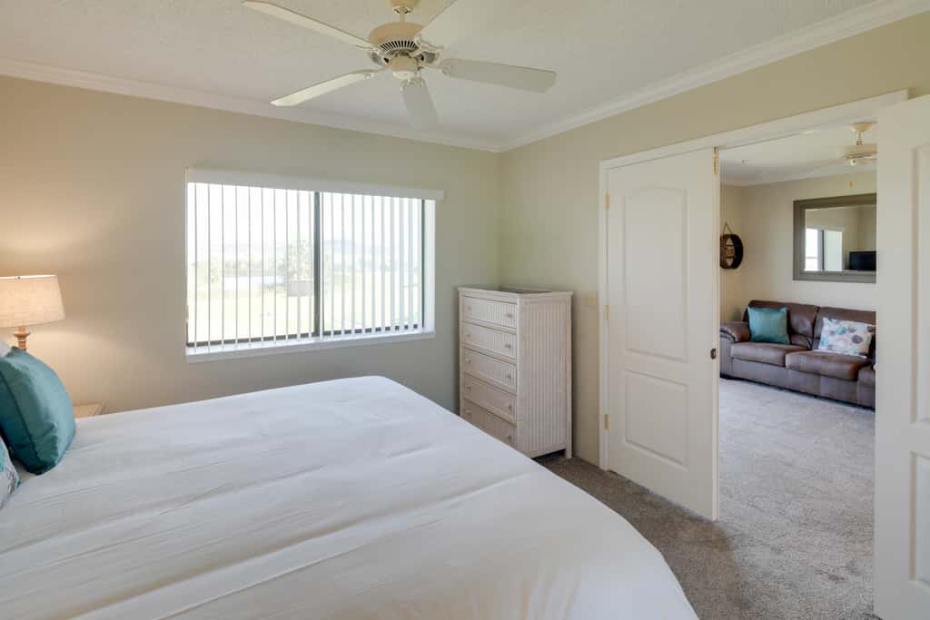 Lake Havasu Getaway w/ Golf Course & Lake Views!