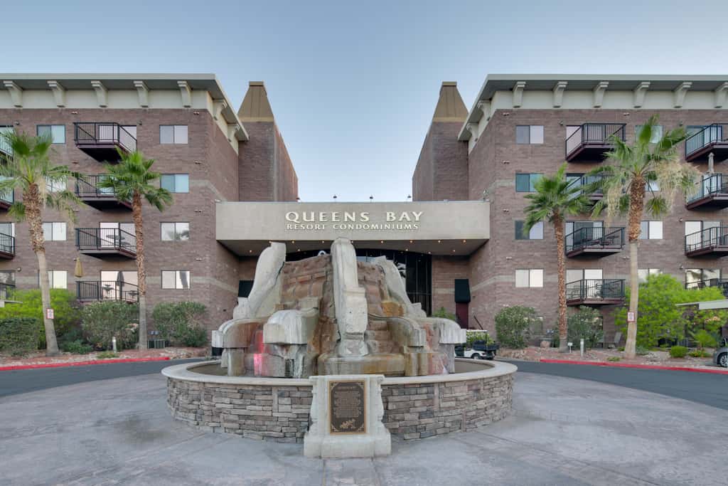 Lake Havasu Getaway w/ Golf Course & Lake Views!