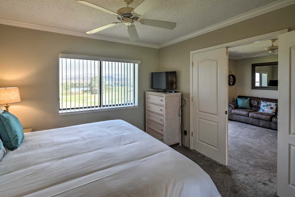 Lake Havasu Getaway w/ Golf Course & Lake Views!