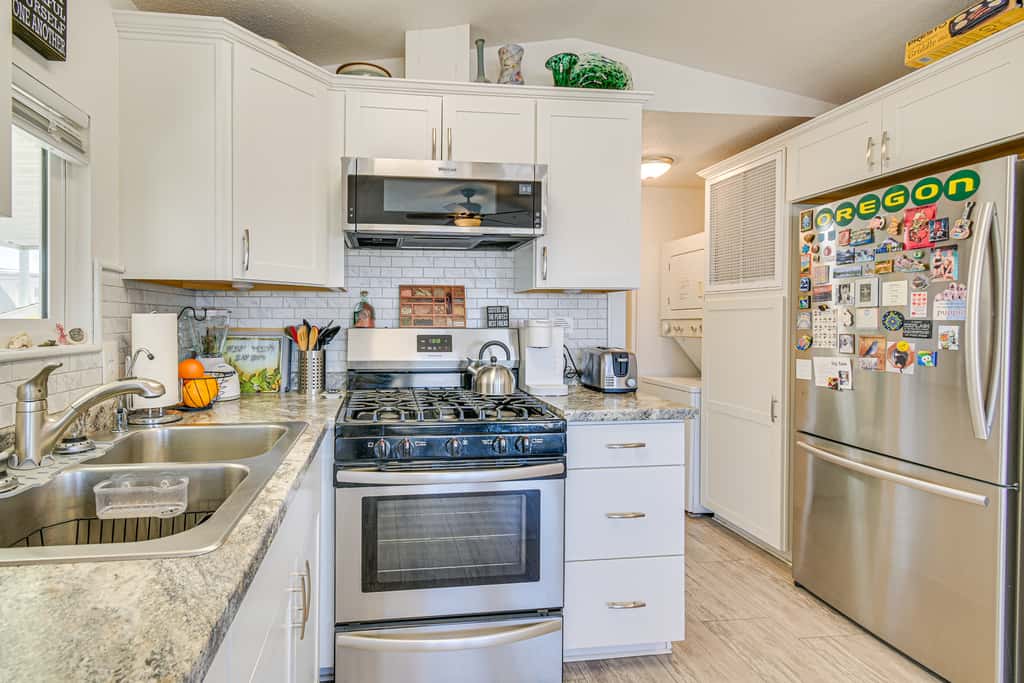 Steps to Beach: Lake Havasu City Home w/ Grill!