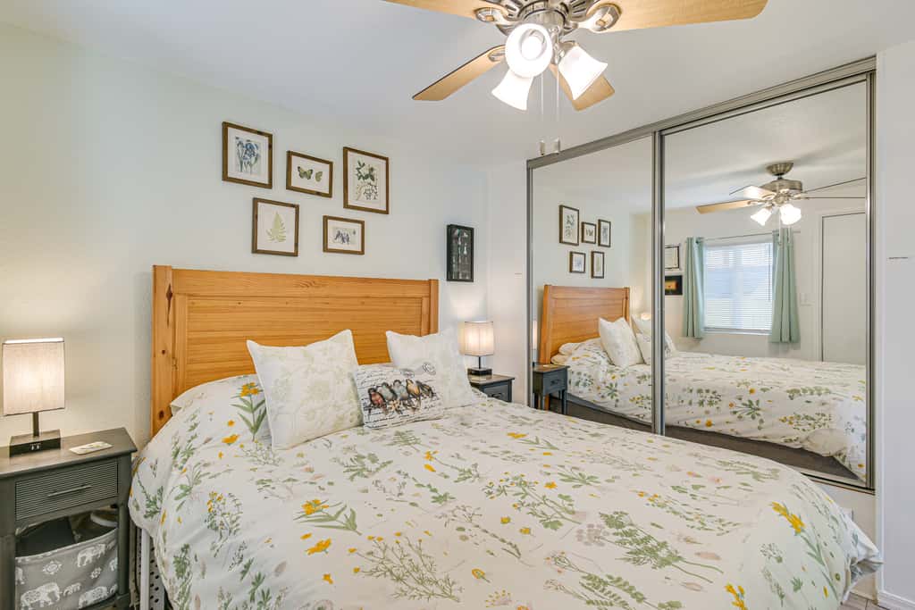 Steps to Beach: Lake Havasu City Home w/ Grill!