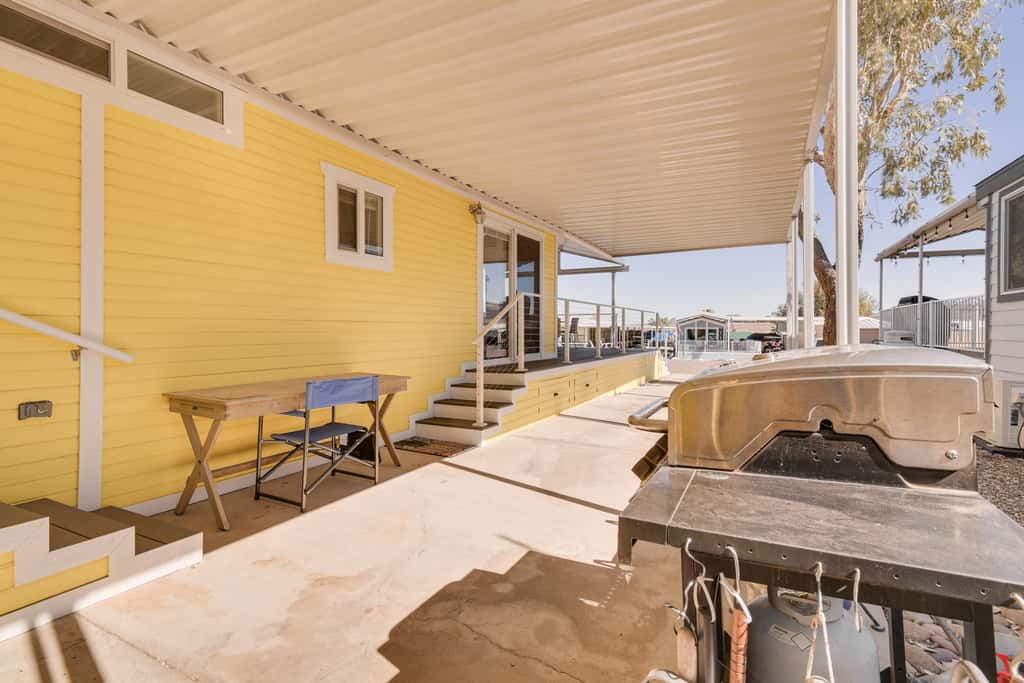 Steps to Beach: Lake Havasu City Home w/ Grill!