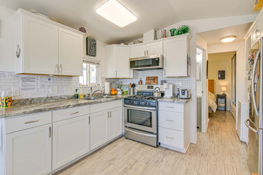Steps to Beach: Lake Havasu City Home w/ Grill!