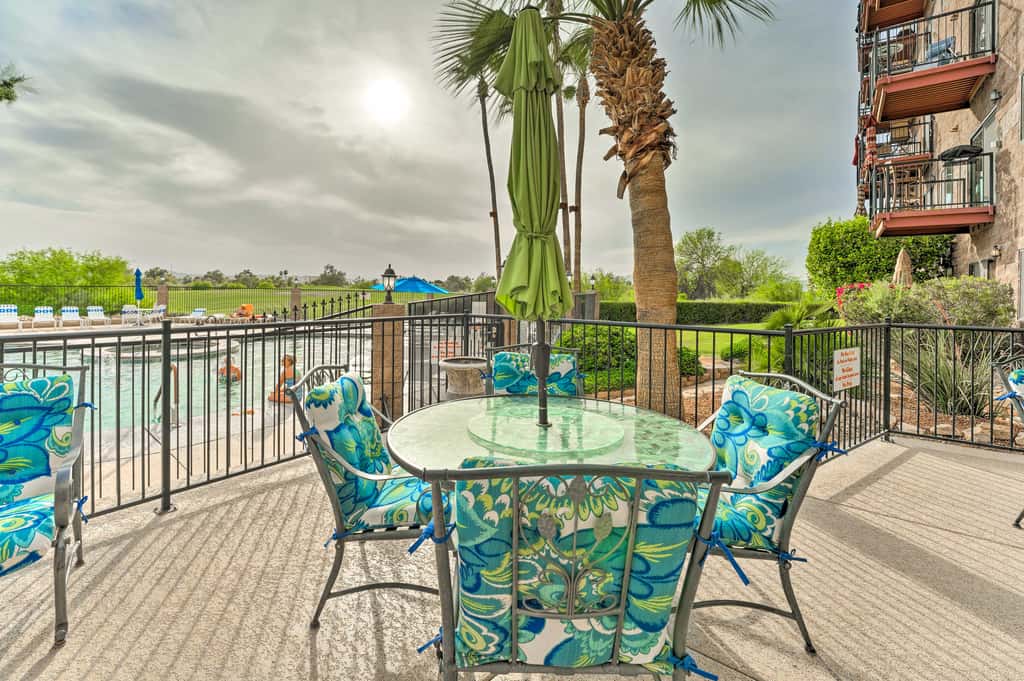 Walk to Beach: Lake Havasu Condo w/ Pool Access