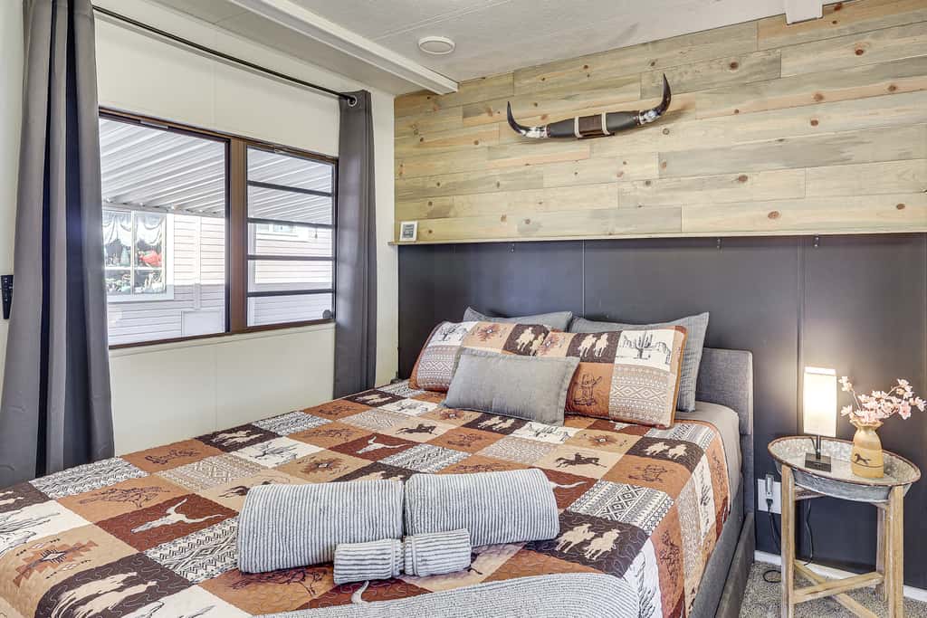 Dock & Beach Access: Cozy Lake Havasu City Home!
