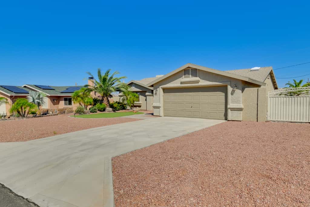 ~ 5 Mi to Beach & Golf: Lake Havasu City Home