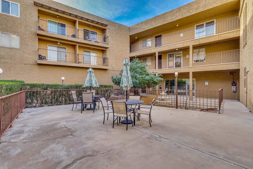 Newly Renovated Condo w/ Pool in Lake Havasu City!