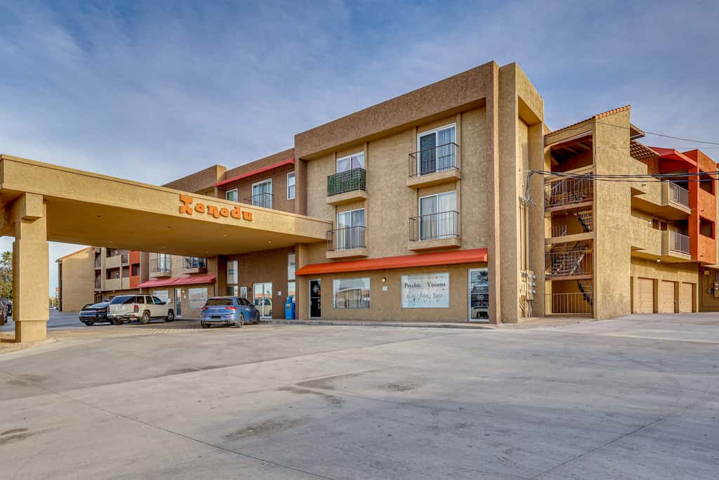 Newly Renovated Condo w/ Pool in Lake Havasu City!