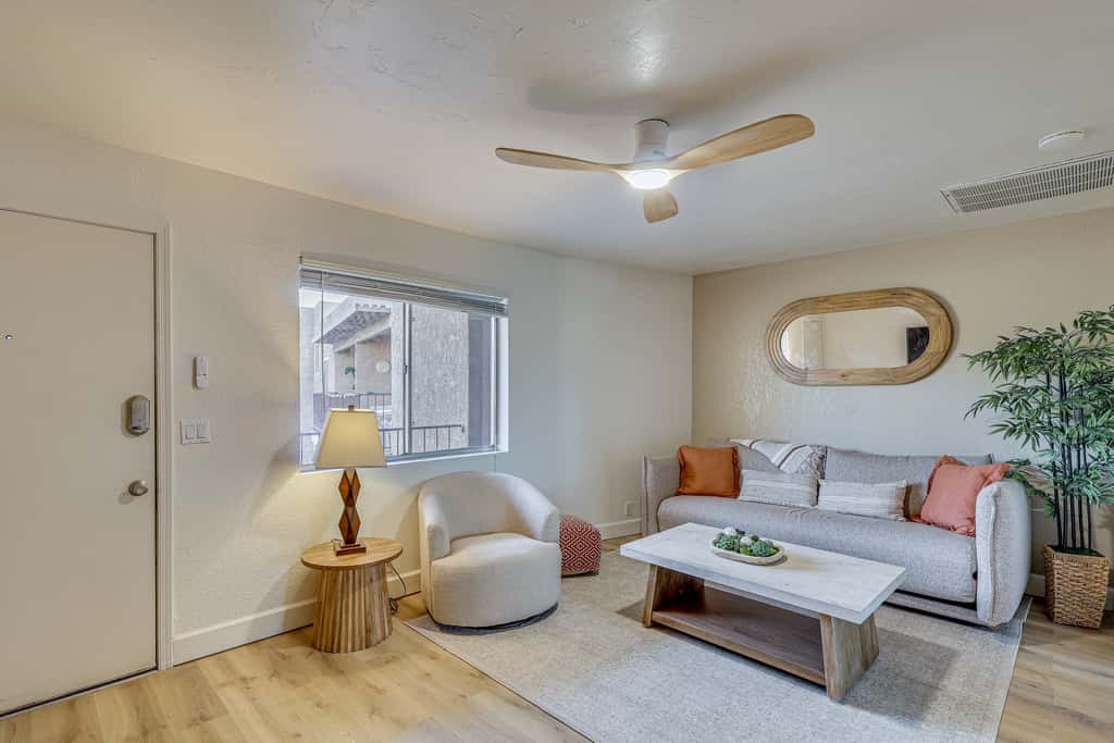 Newly Renovated Condo w/ Pool in Lake Havasu City!