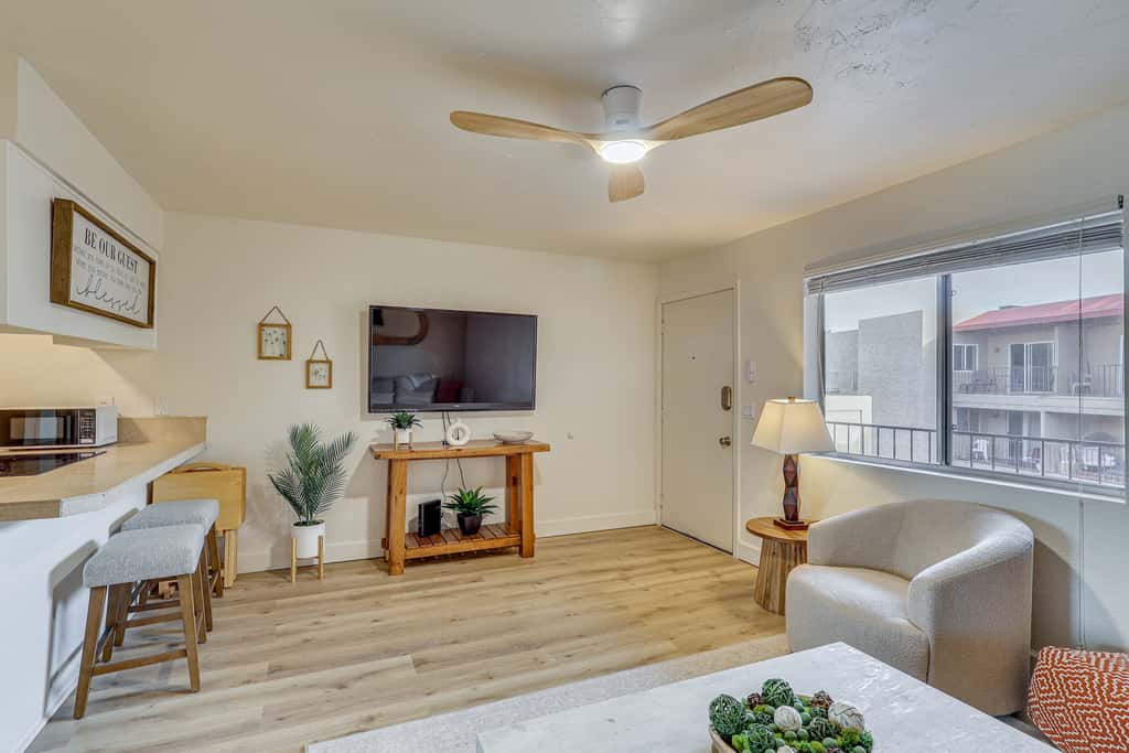 Newly Renovated Condo w/ Pool in Lake Havasu City!