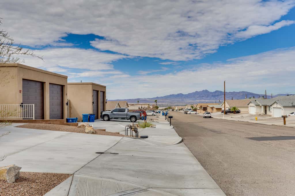 3 Mi to Lake Havasu: Condo w/ Mountain & Lake View