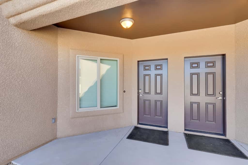 Golf, Hike & Boat! Bright Lake Havasu City Apt