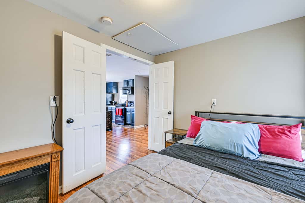 'AAG's Comfort Zone' Guesthouse 5 Mi to UNCC!