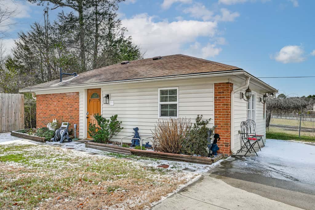 'AAG's Comfort Zone' Guesthouse 5 Mi to UNCC!