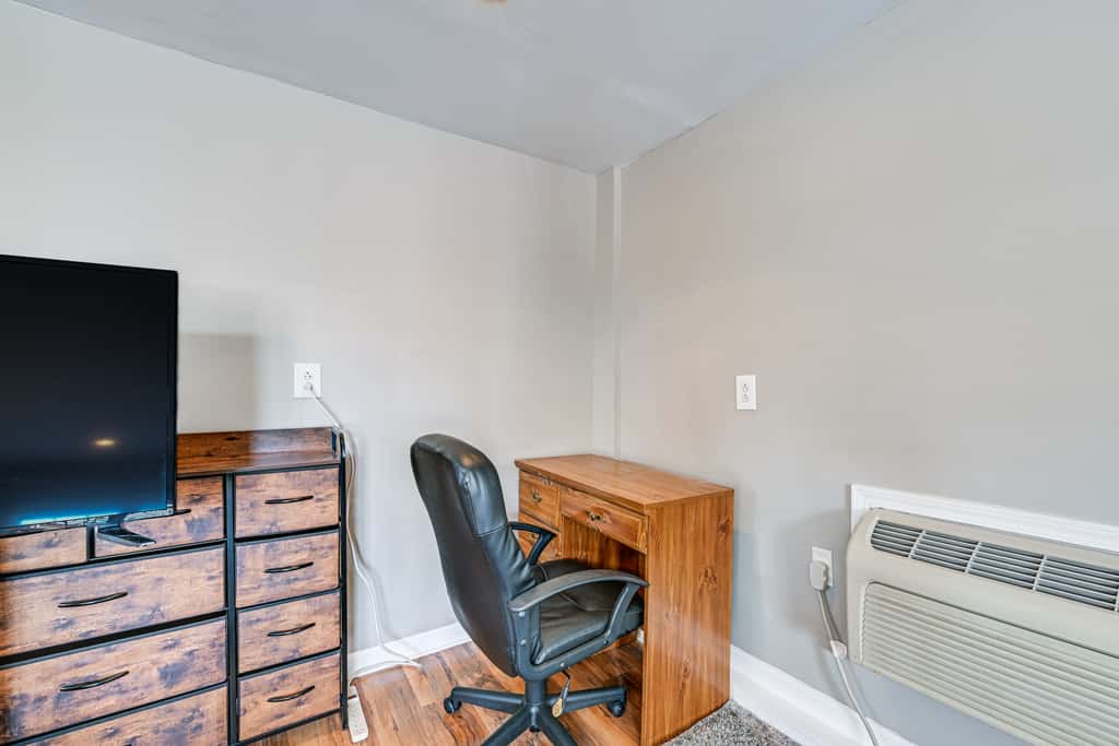 'AAG's Comfort Zone' Guesthouse 5 Mi to UNCC!