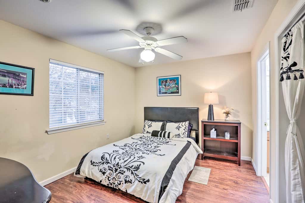 Tallahassee Townhome 4 Mi to College Town!