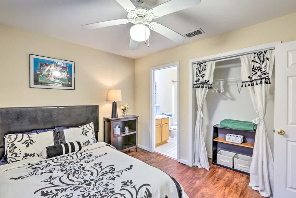 Tallahassee Townhome 4 Mi to College Town!