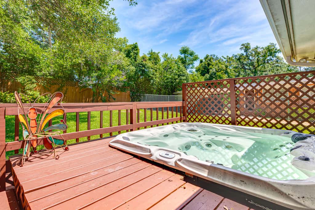 2 Mi to FSU & FAMU: Home w/ Spacious Deck!