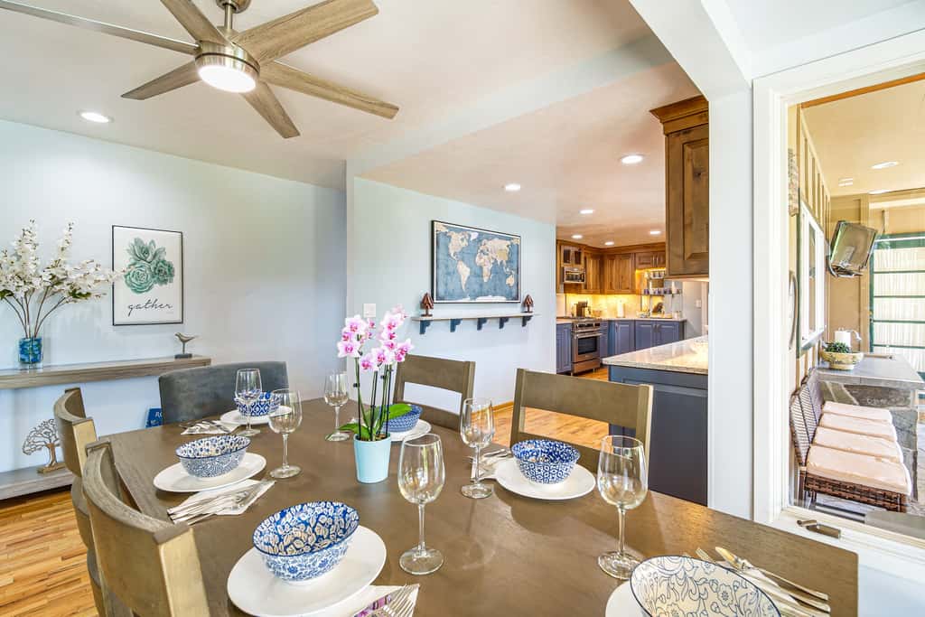 Lovely Riverfront Grants Pass Home: Pool & Hot Tub