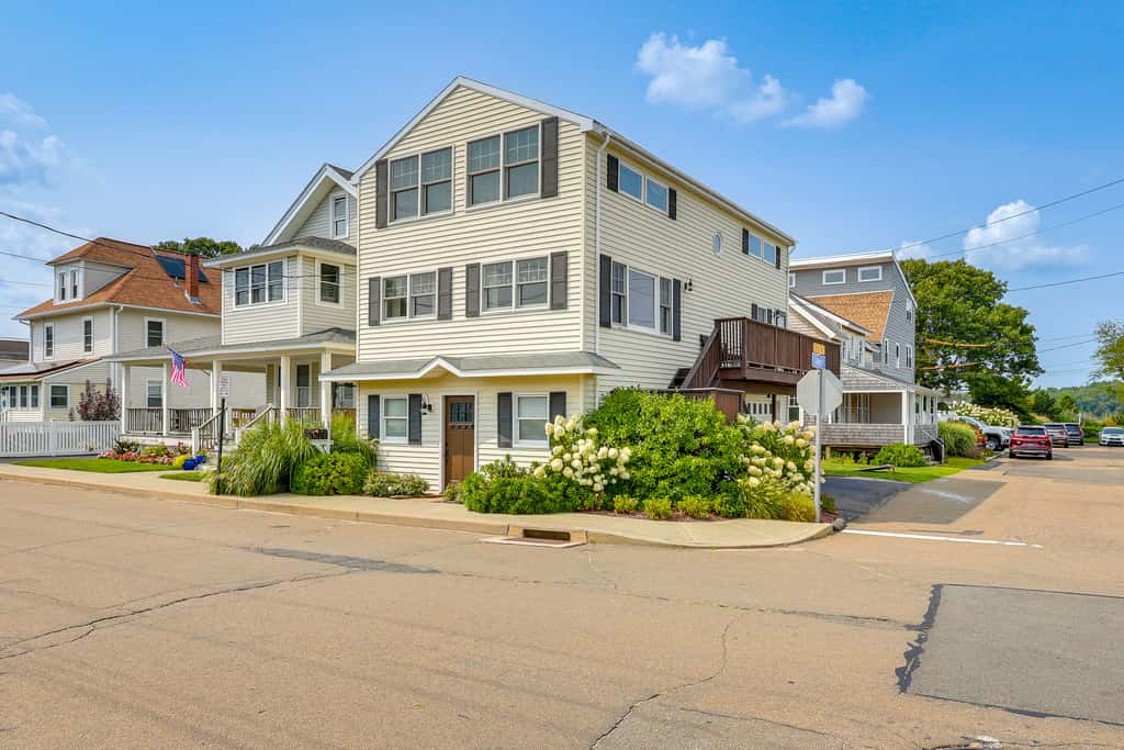 Settle In for Winter: East Haven Extended Stay