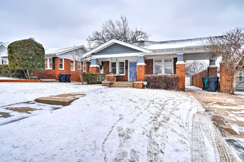Pet-Friendly OKC Home, 3 Miles to Downtown!