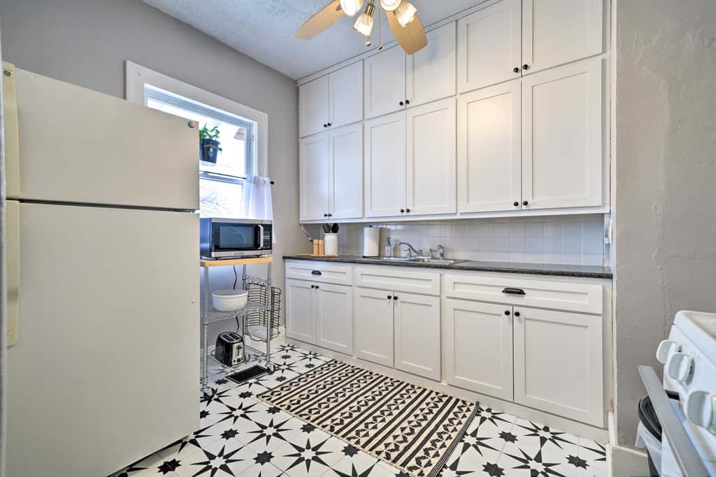 Pet-Friendly OKC Home, 3 Miles to Downtown!