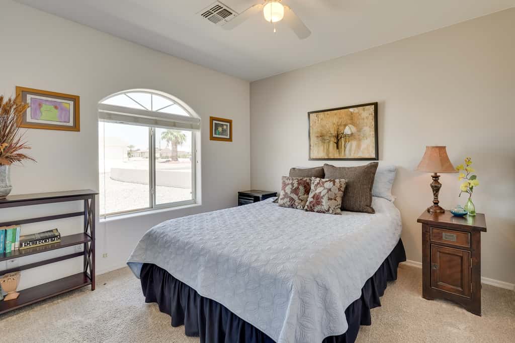 2 Mi to Lake & Dtwn: Lake Havasu City Home!