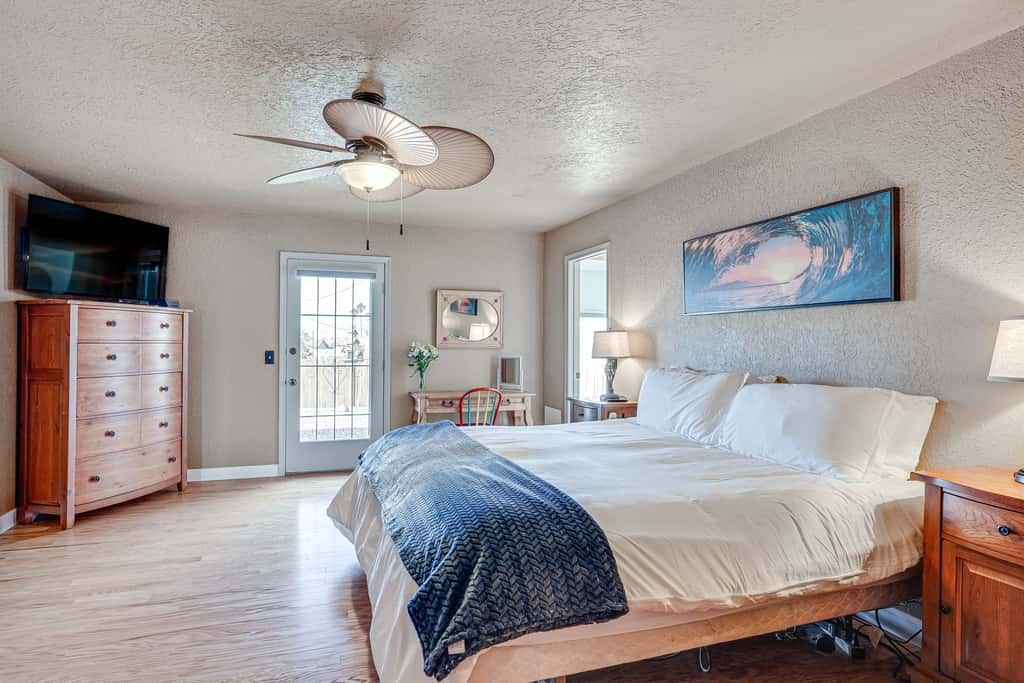 Furnished Patio, Grill & Views: Lake Havasu Home