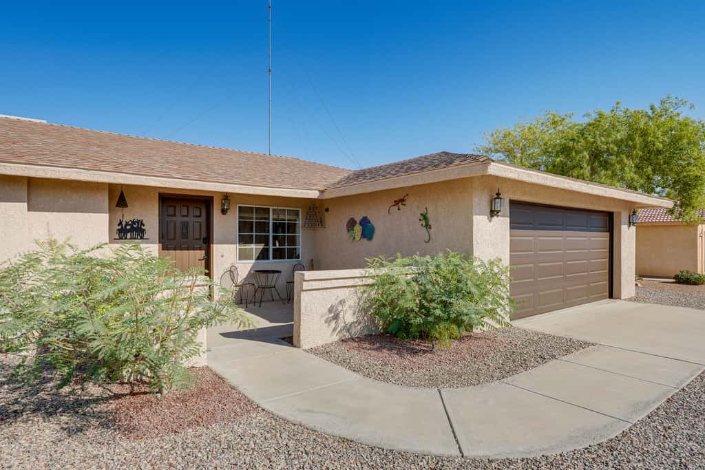 Furnished Patio, Grill & Views: Lake Havasu Home