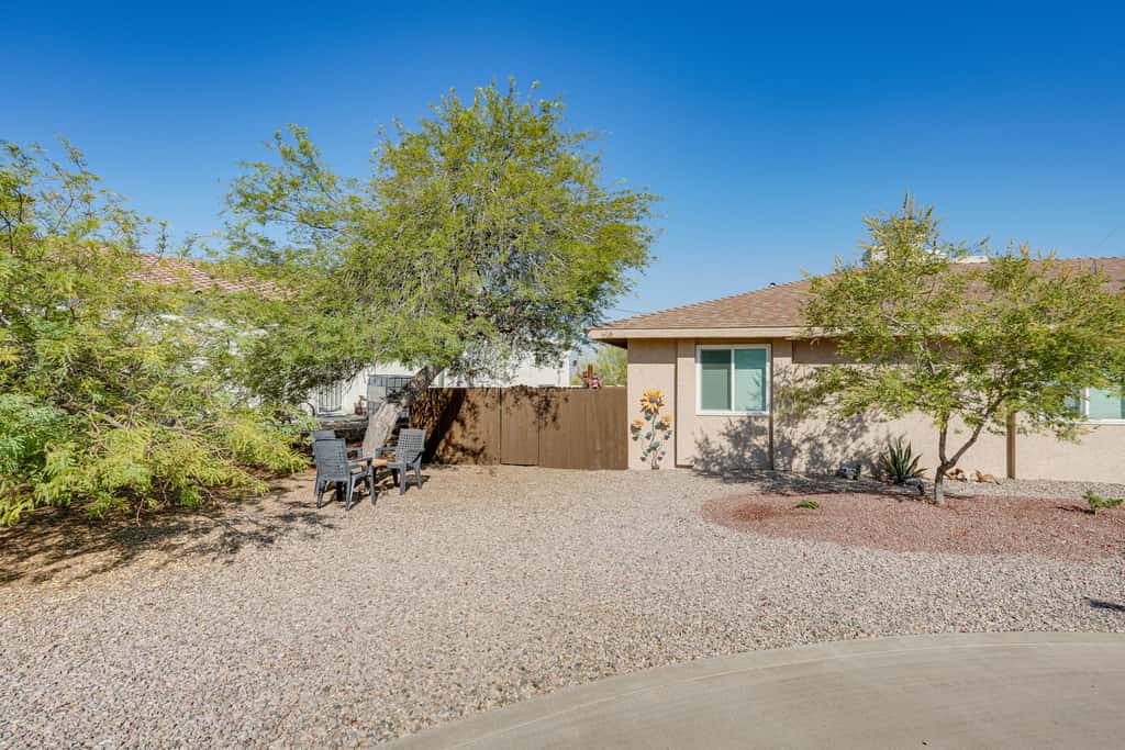 Furnished Patio, Grill & Views: Lake Havasu Home