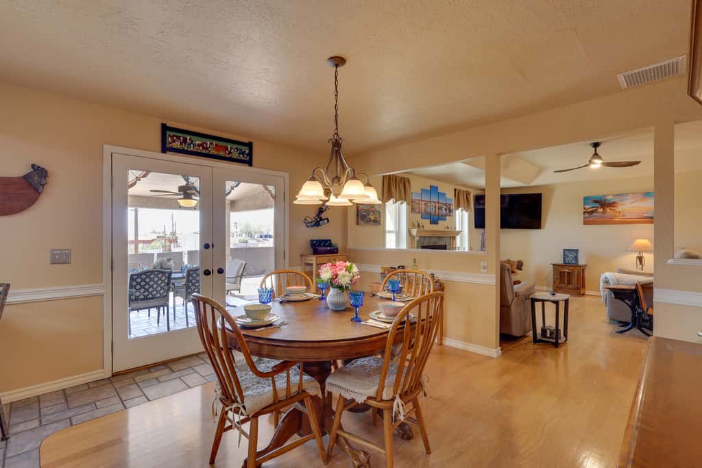 Furnished Patio, Grill & Views: Lake Havasu Home
